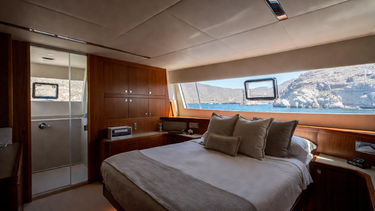 60' Sunreef exterior