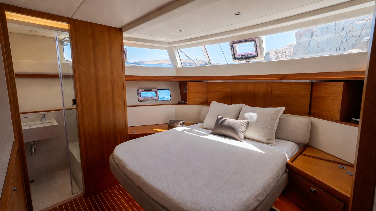 60' Sunreef interior