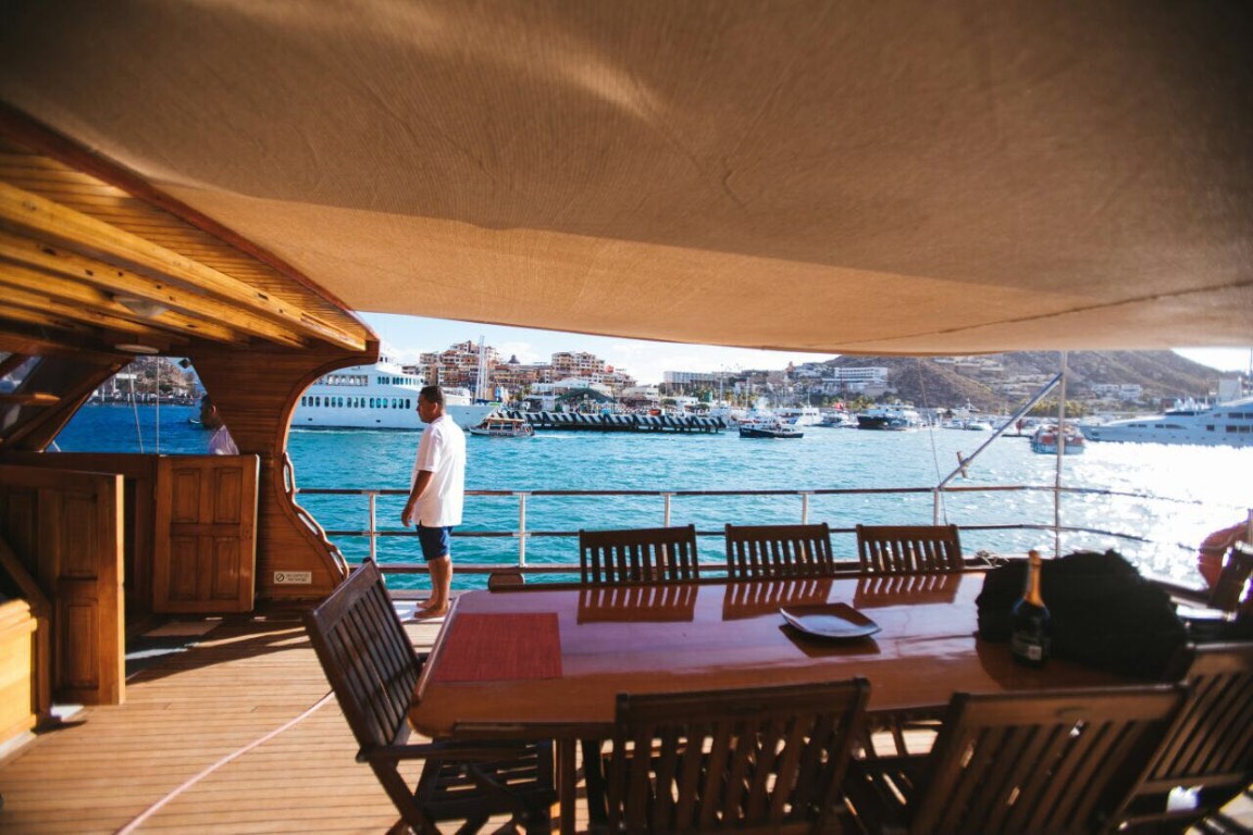 74' Sailing interior