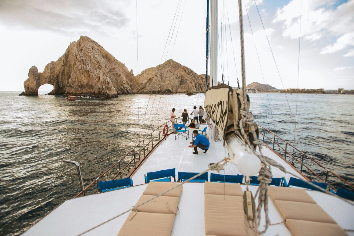 74' Sailing lifestyle