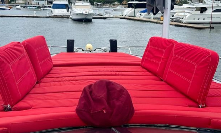 58' Sunseeker deck