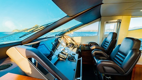 80ft Sunseeker profile